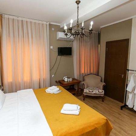 Hotel David Koutaïssi Chambre photo