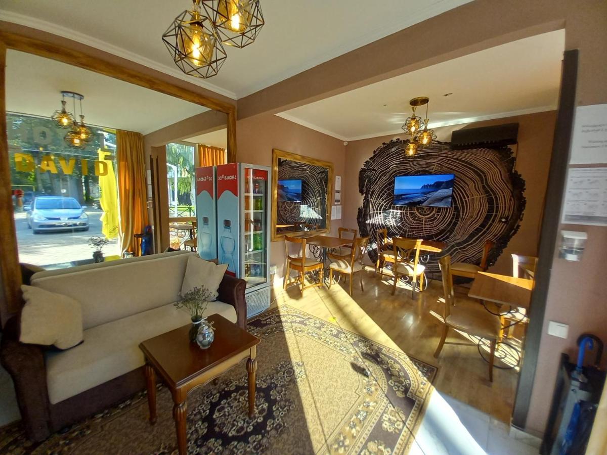 Hotel David Koutaïssi Extérieur photo