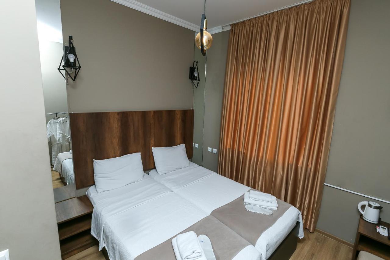 Hotel David Koutaïssi Chambre photo